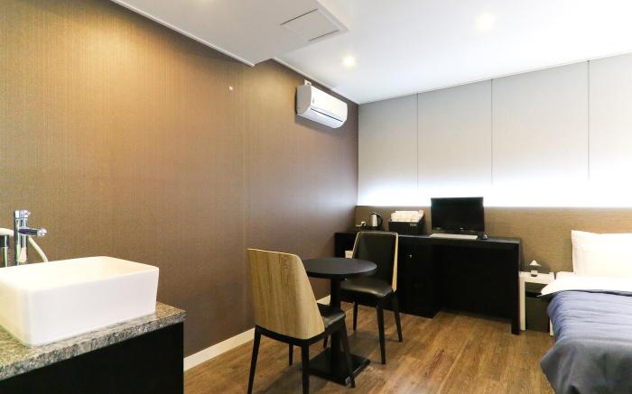 LOUIS Hotel Sasang