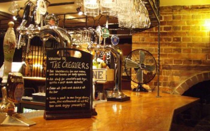 Chequers Inn Hotel