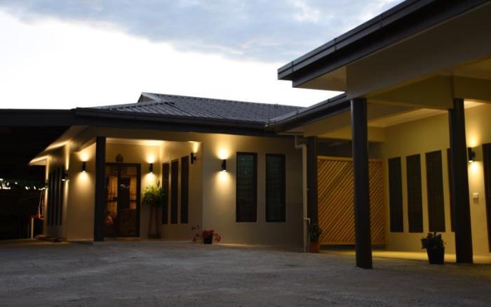 Westfield Fiji Homestay