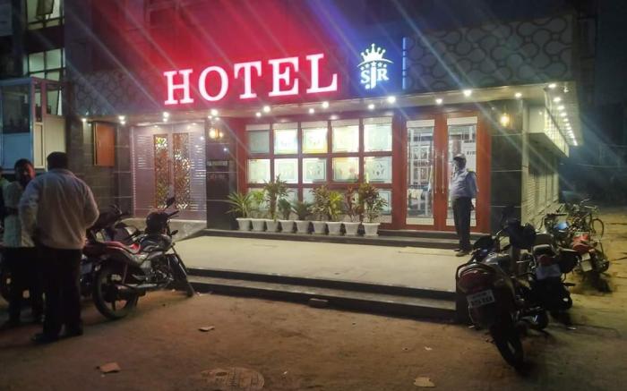 Hotel SJR