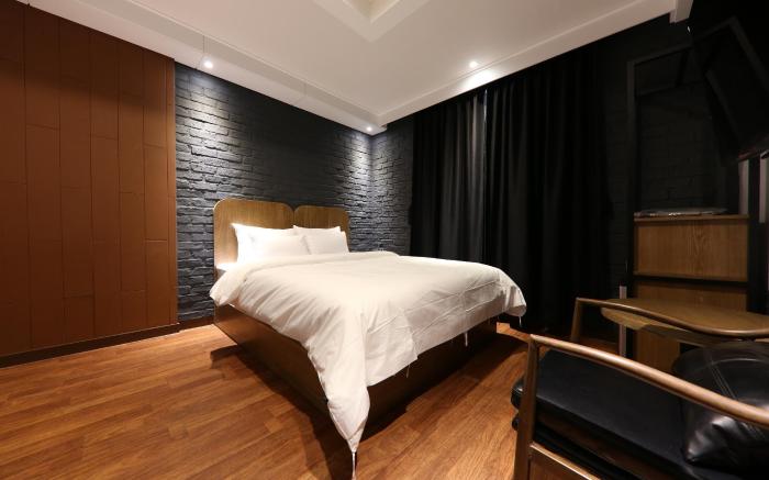 Brown-Dot Hotel Cheonan