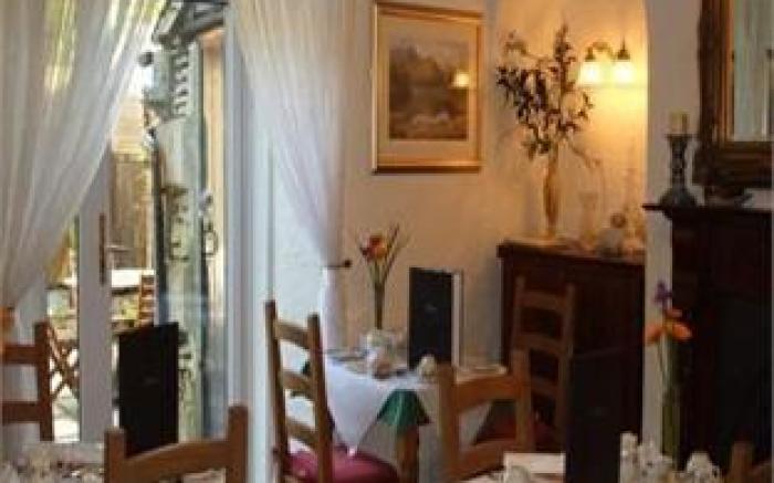Invergarry Room Only Guest House For Adults