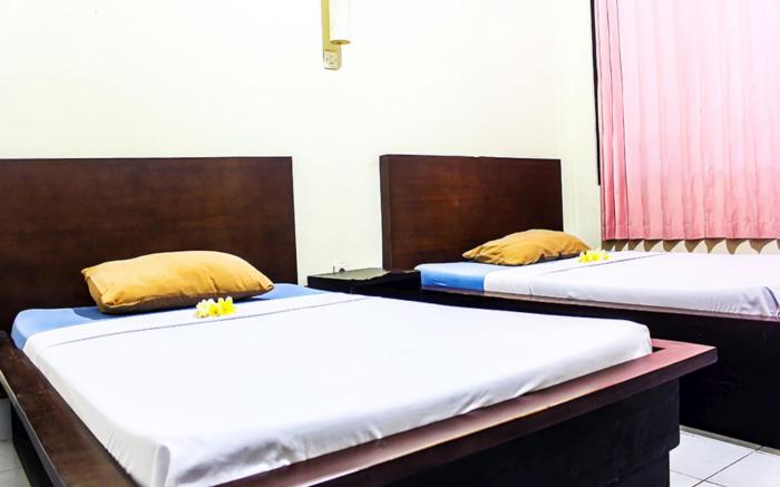 Budhi Beach Inn