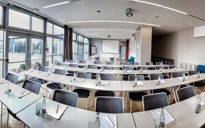 Holiday Inn Prague Airport By IHG