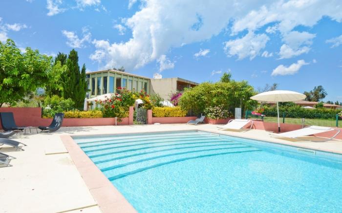 Les Jardins de la Madrague Hotel