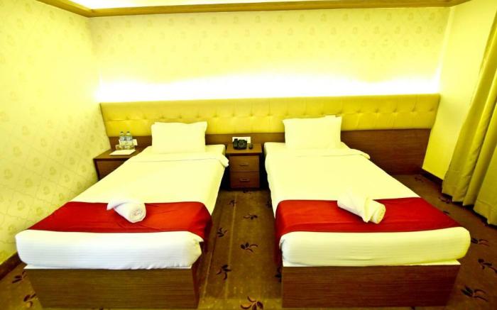 Solaris Hotel and Club
