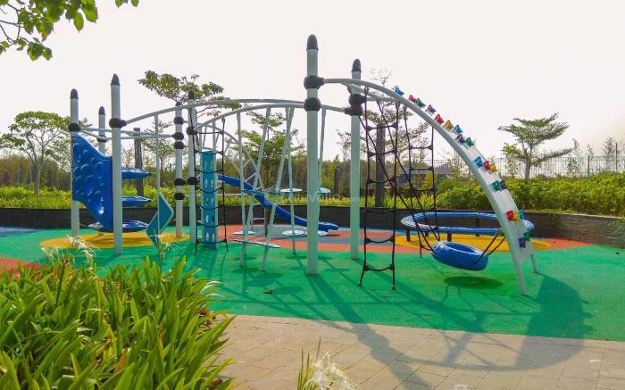 Best View 1BR Apt at Gold Coast PIK By Travelio