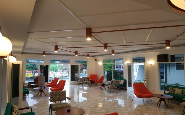 Aron Hotel