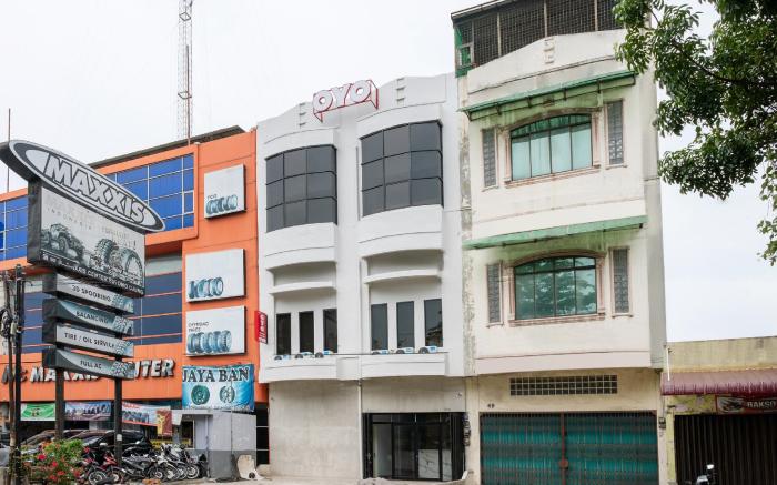Super OYO 3150 Theodore Homestay