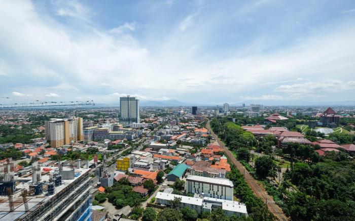 Minimalist Studio @ Taman Melati Apt By Travelio