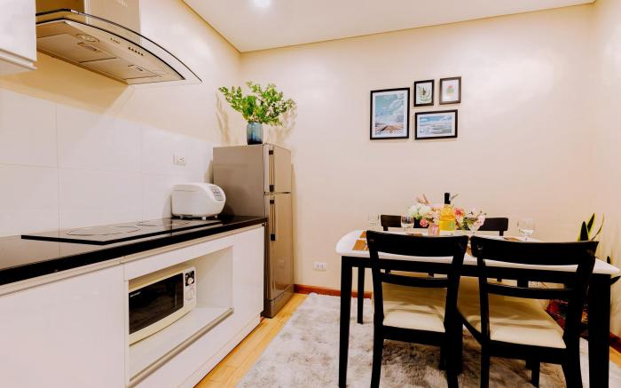 HB Serviced Apartment - 121B Quan Hoa
