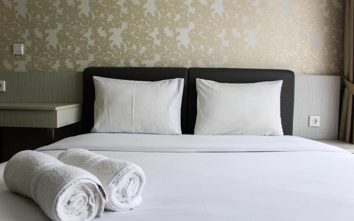 Minimalist 1BR Apt at M-Town Signature By Travelio