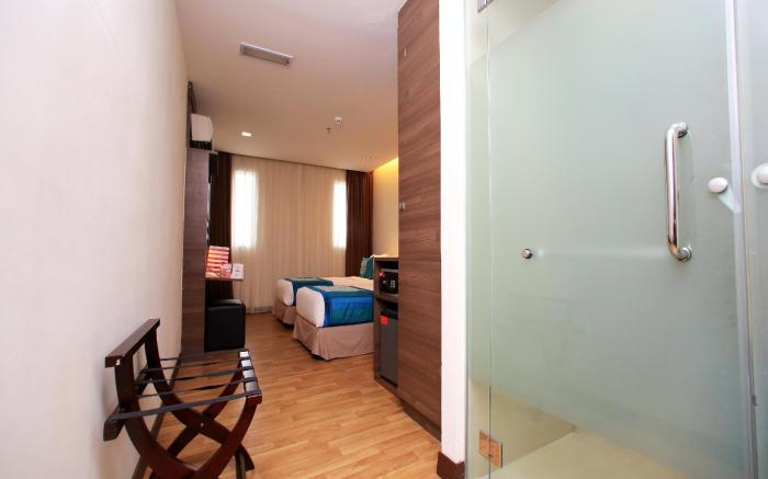 OYO 121 Frenz Hotel