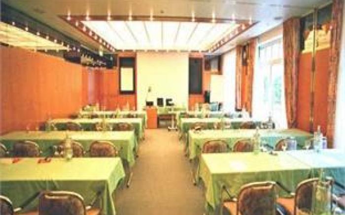 Seehotel Maria Laach