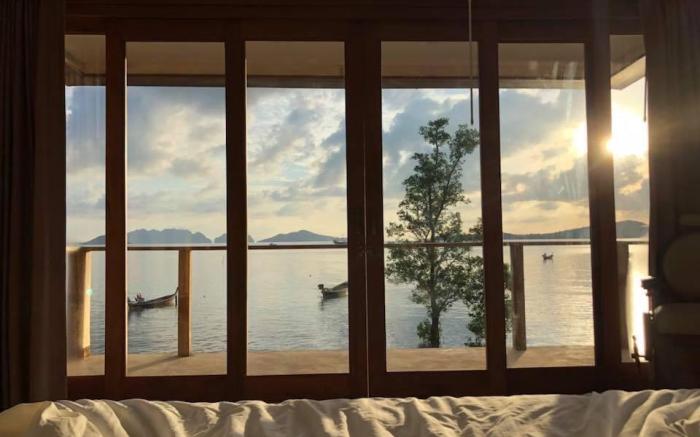 4Fish Waterfront Pool House