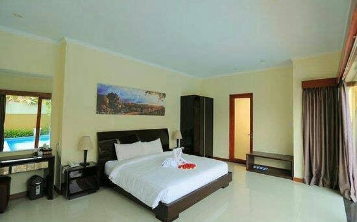 Amazing 1BR Private Pool Villa in  Seminyak Bali