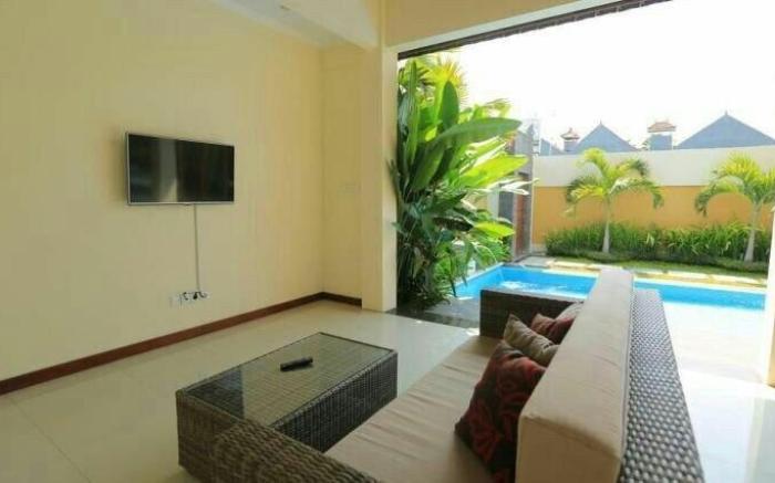Amazing 1BR Private Pool Villa in  Seminyak Bali