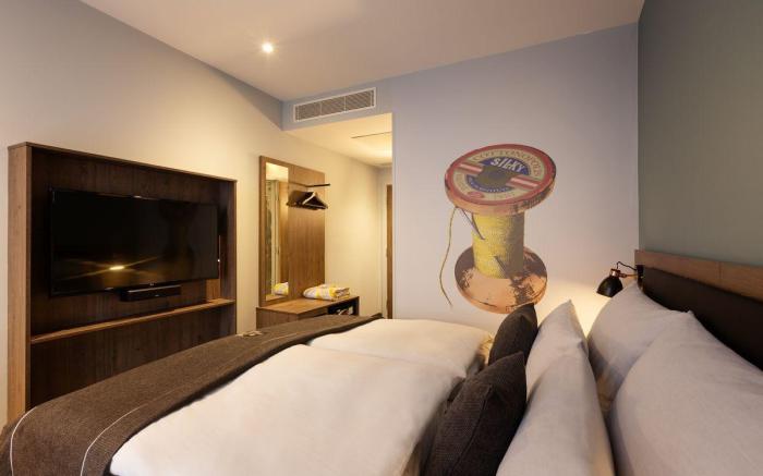 Holiday Inn - the niu, Loom Manchester North By IHG