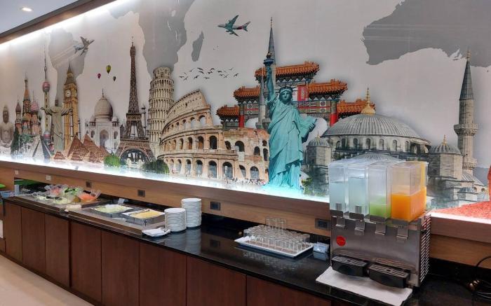 Vareena Palace Hotel