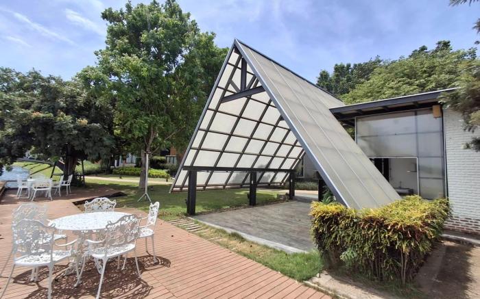 Saksiam Lake Side Resort