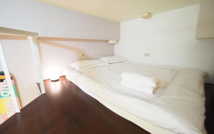 Loft Retreat in Ximen 西門設計感樓中樓舒適小宅(405)