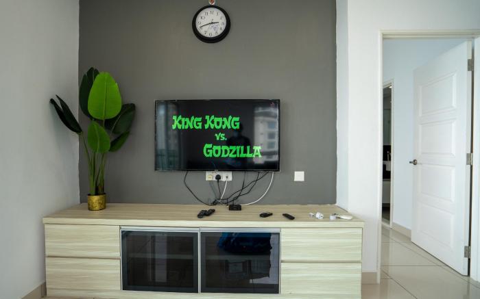 City & Seaview Condo @ Gurney, Georgetown 