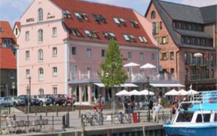 Hotel Am Yachthafen