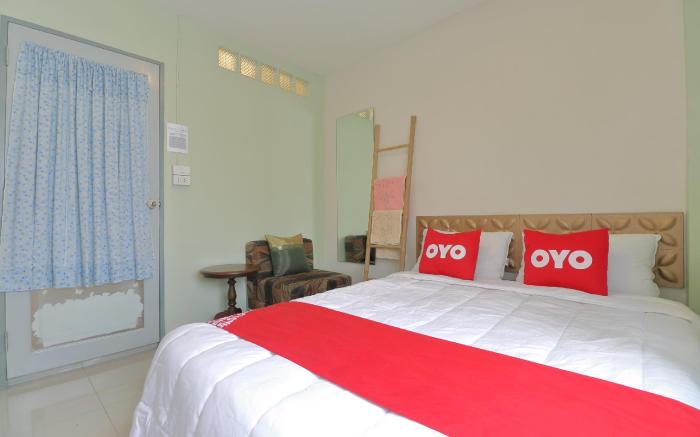OYO 872 Saen Sabai Hostel
