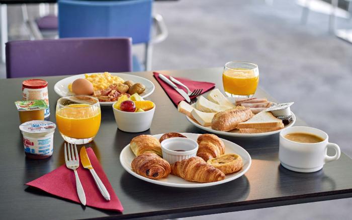 B&B HOTEL Cergy Port 4 etoiles