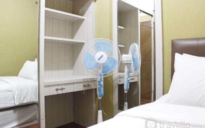 Two BR Gateway Ahmad Yani Cicadas Apt By Travelio