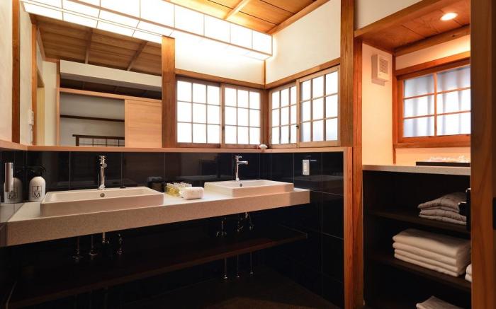 Aoi Suites at Nanzenji Modern & Traditional Japanese Style