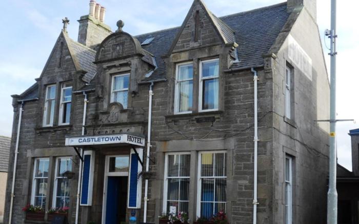 Castletown Hotel