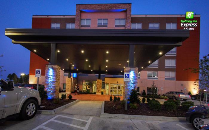 Holiday Inn Express & Suites Moore By IHG