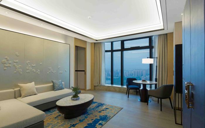 The Hotel V Hefei Swan Lake