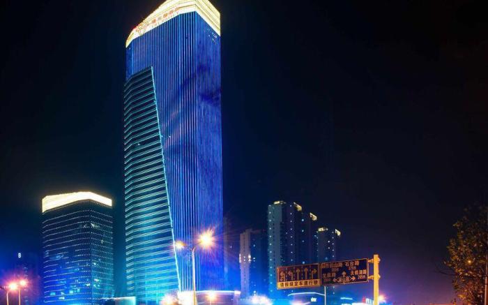 The Hotel V Hefei Swan Lake