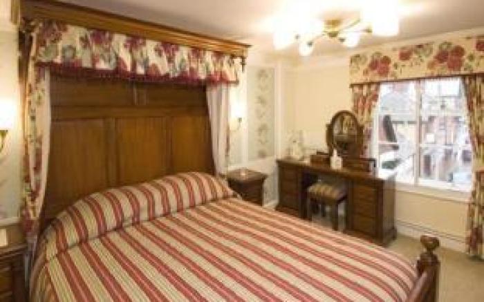 The Kings Arms and Royal Hotel, Godalming, Surrey