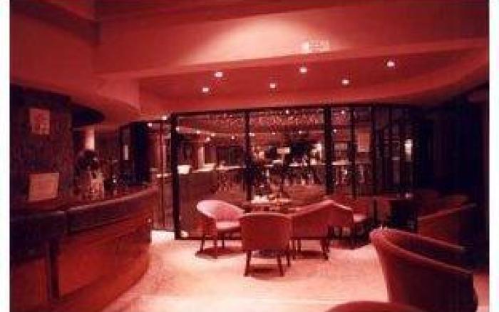 The White Hart - A Heartwood Inn