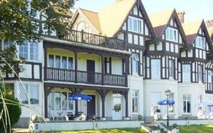 Sea Marge Hotel