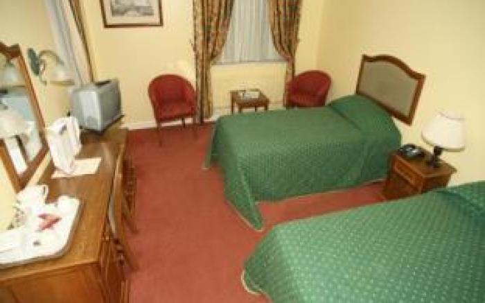 Thornbury Lodge