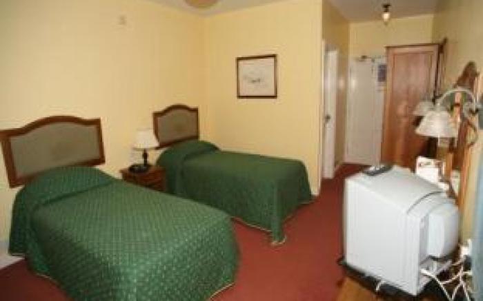 Thornbury Lodge