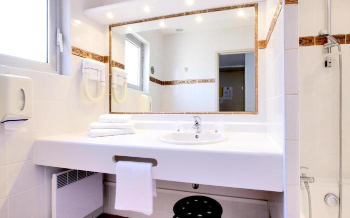 Kyriad Nimes Centre