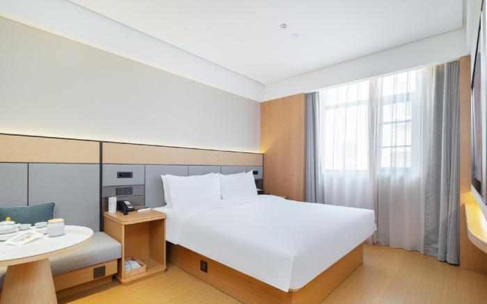 JI Hotel Shanghai Lujiazui Changyi Road Metro Station
