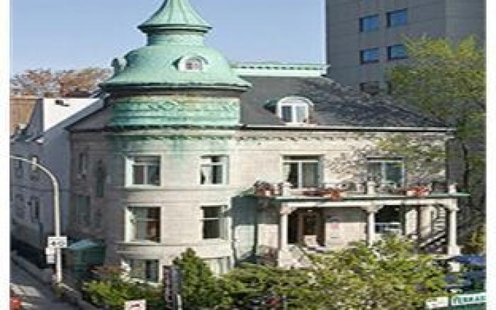 Hotel de Paris Montreal