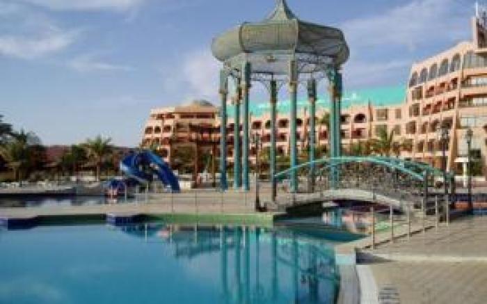 Blend Club Aqua Resort
