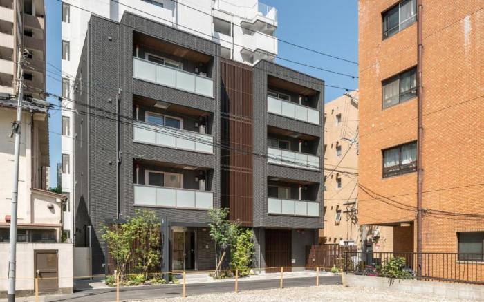 GRAND BASE Yakuin Odori