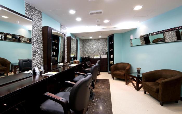 TIME Oak Hotel & Suites