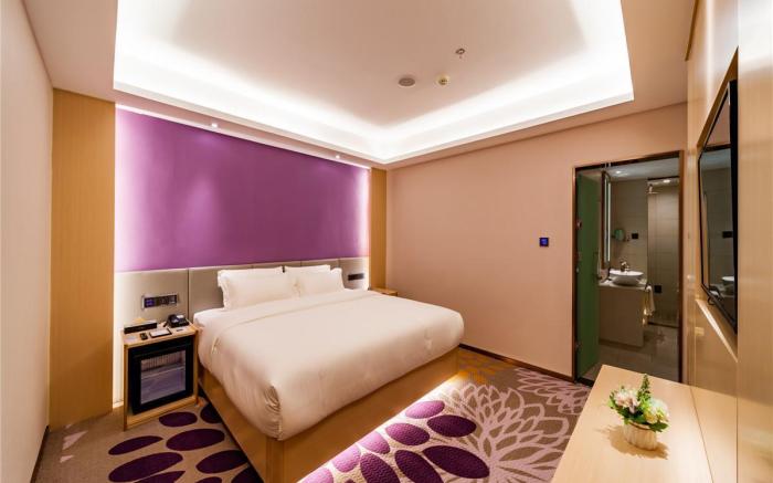 Lavande Hotel Shanghai Jianshan City Beach