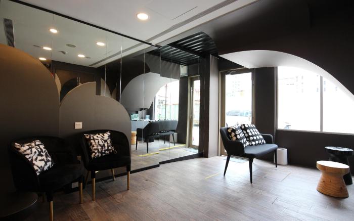 ST Signature Bugis Beach, DAYUSE, 5 hours: 9AM – 2PM