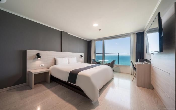 Gyeongpo Soo Hotel