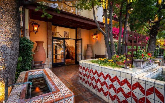 Hotel Pepper Tree Boutique Kitchen Studios Anaheim